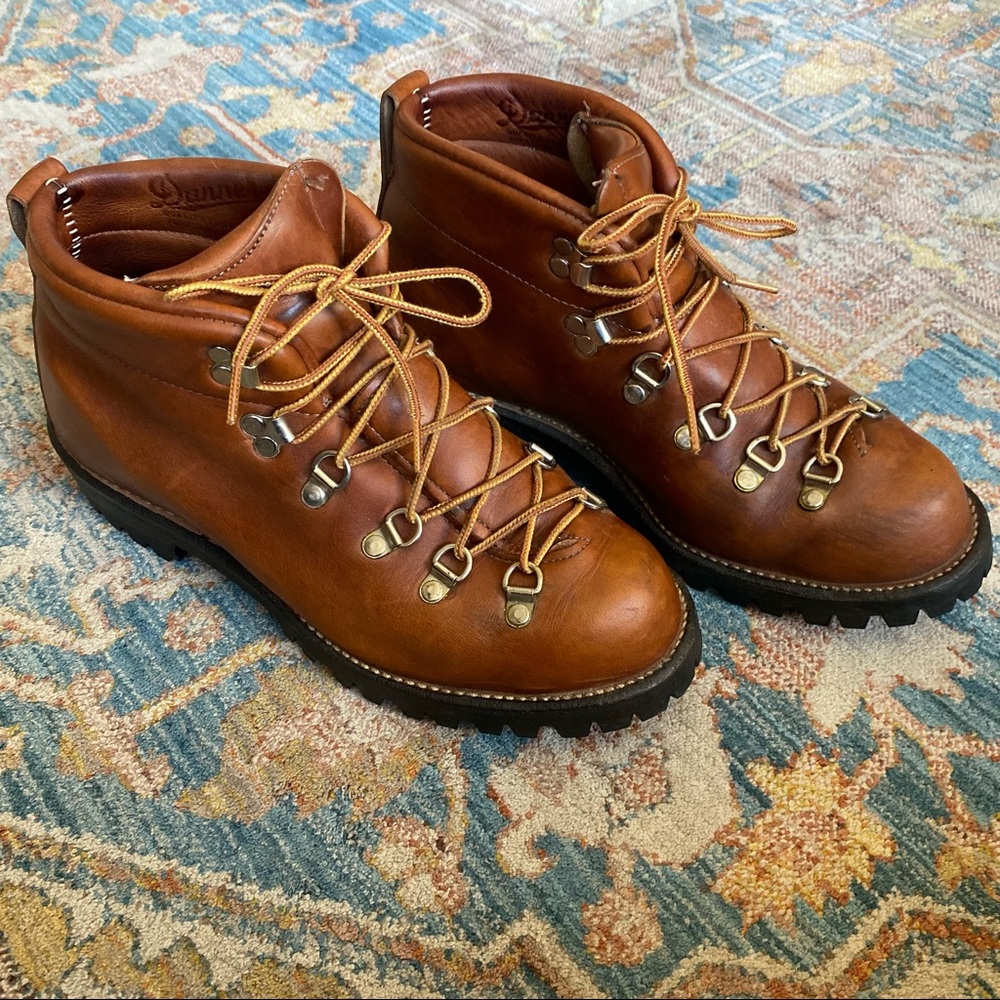 Vintage Danner 6490 Hiking Boots